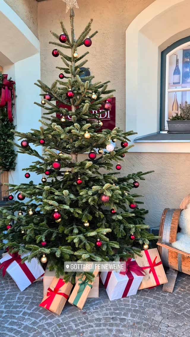 WE ARE OPEN! Come in and wine out 🍷