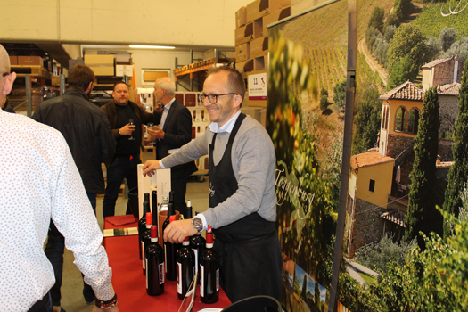 Lukas Schmittner vom Weingut der Grafen Toggenburgm- Poggio Rozzi in seinem Element ...