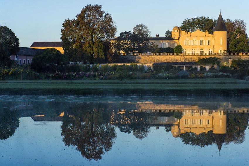 Château Lafite Rotschild im Morgenlicht