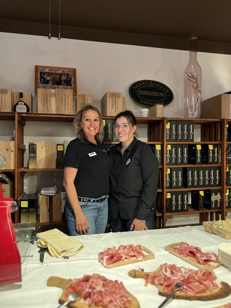 Claudia Haas und Ariane Eppensteiner