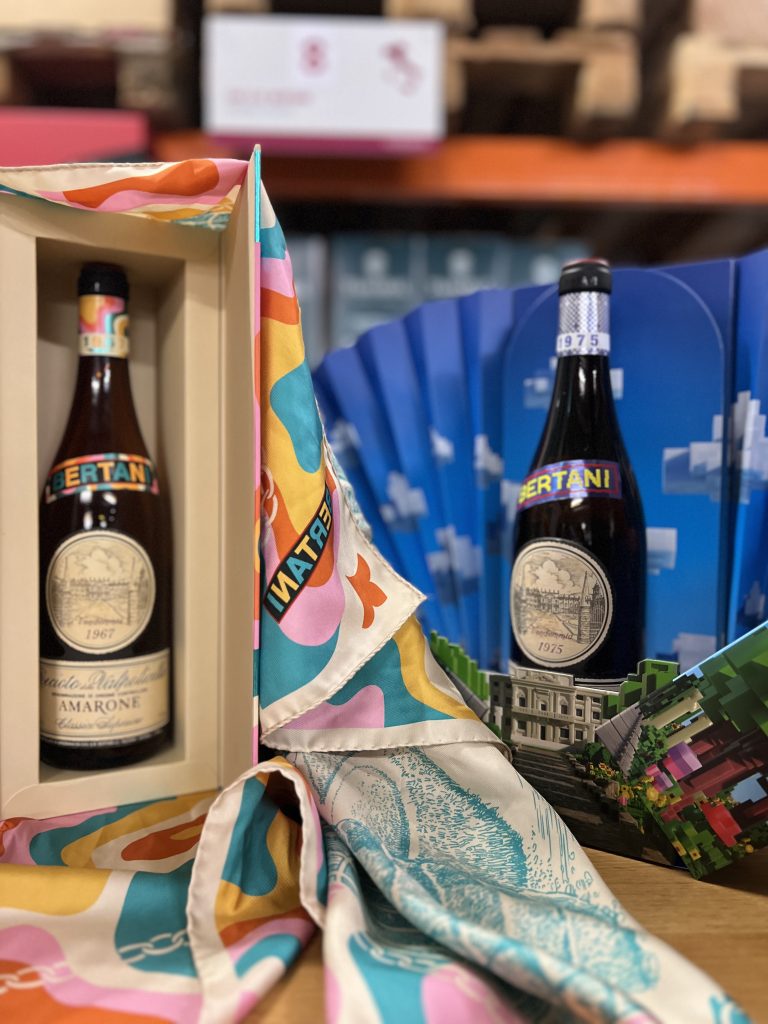 Bertani-Wein mit Tüchern dekoriert