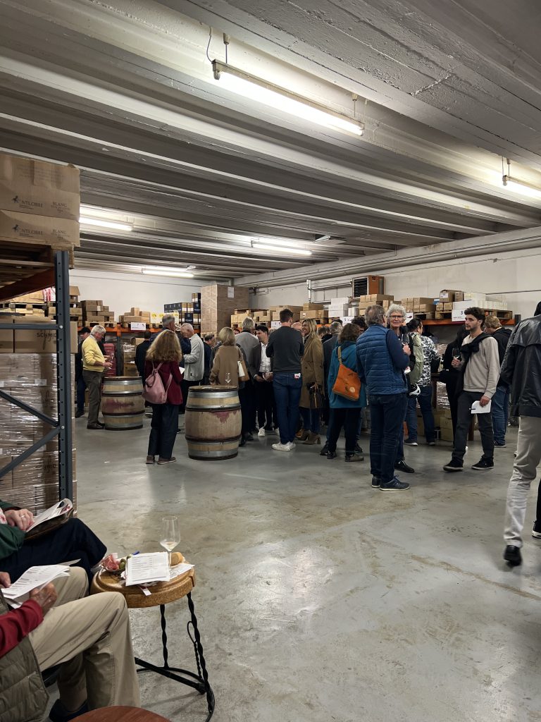 Lagerraum Gottardi umfunktioniert zur Verkostungshalle